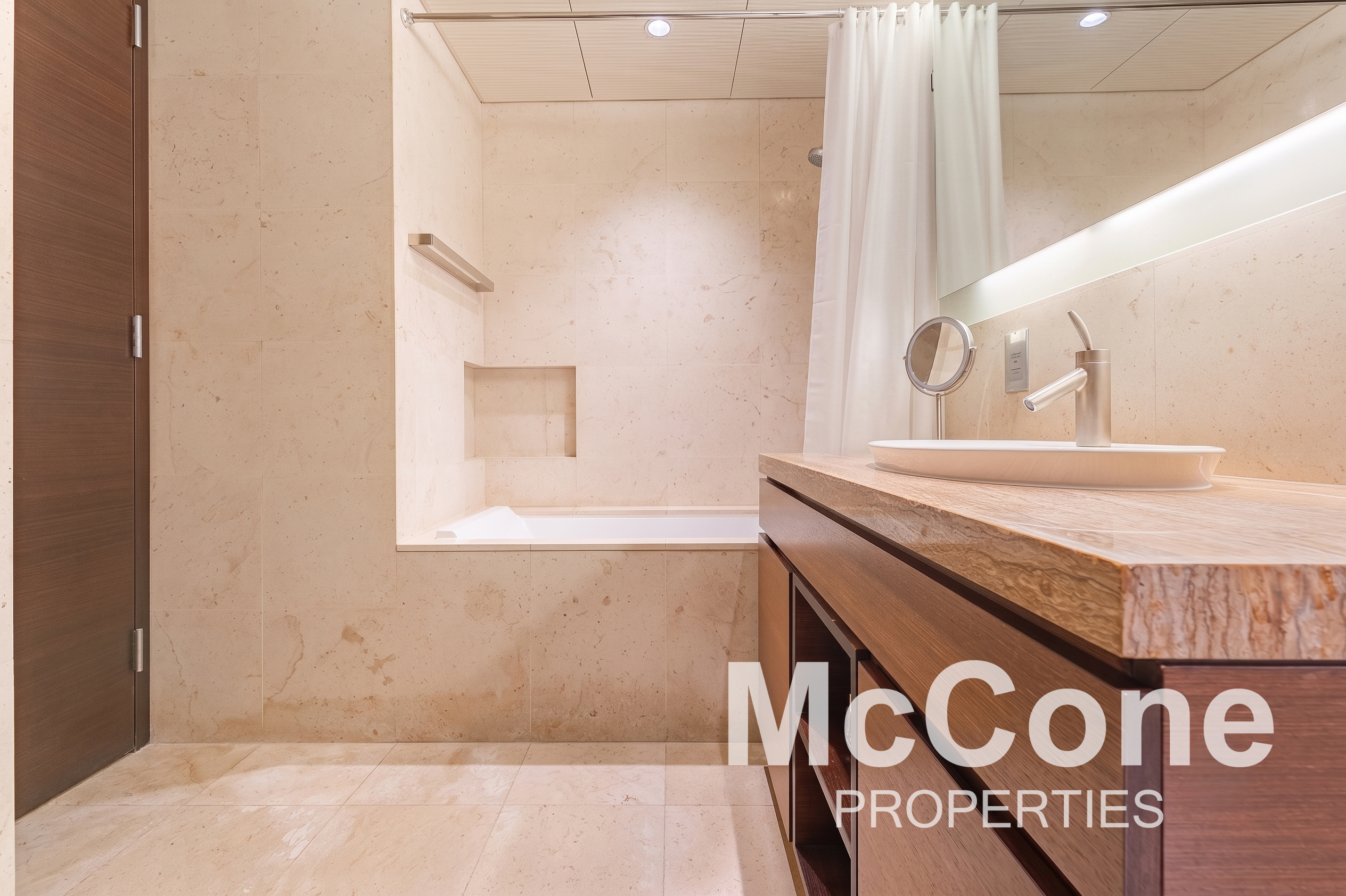 2 Bedroom Apartment for Sale in Burj Khalifa, Downtown Dubai — photograph 12 of 19