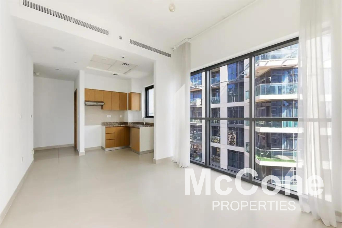 1 Bedroom Apartment for Sale in Bellevue Tower 1, Downtown Dubai — photo 2 of 11