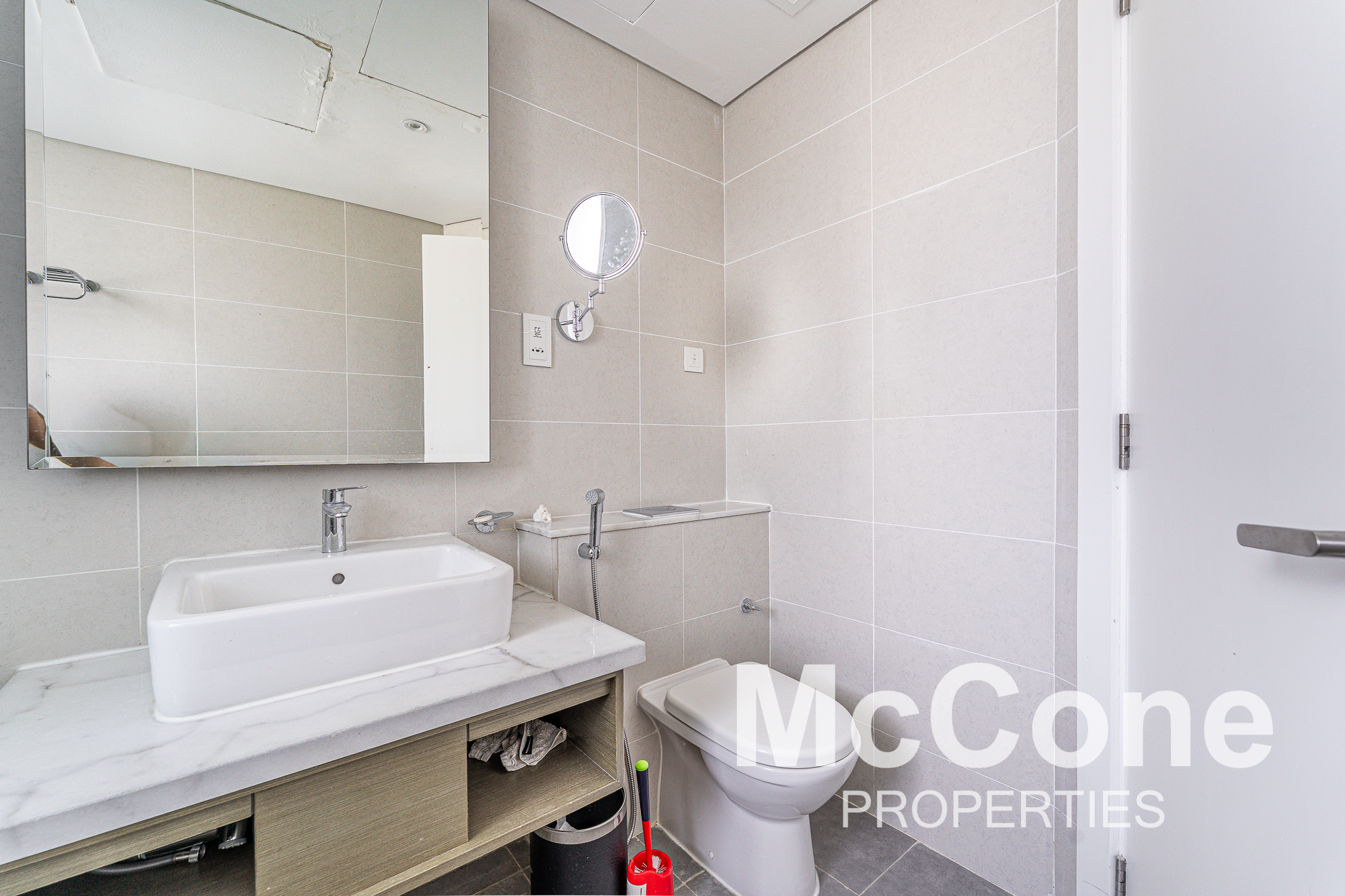 2 Bedroom Apartment for Sale in Damac Maison Prive B, Business Bay — photograph 13 of 18