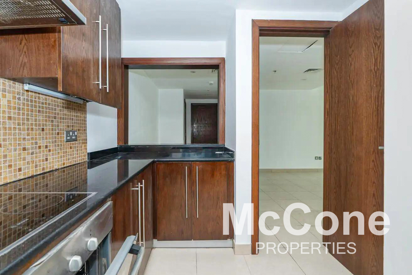 1 Bedroom Apartment for Sale in 8 Boulevard Walk, Downtown Dubai — photo 5 of 10