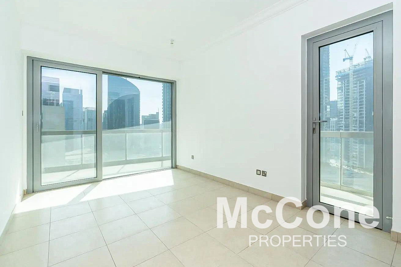 1 Bedroom Apartment for Sale in 8 Boulevard Walk, Downtown Dubai — photo 8 of 10