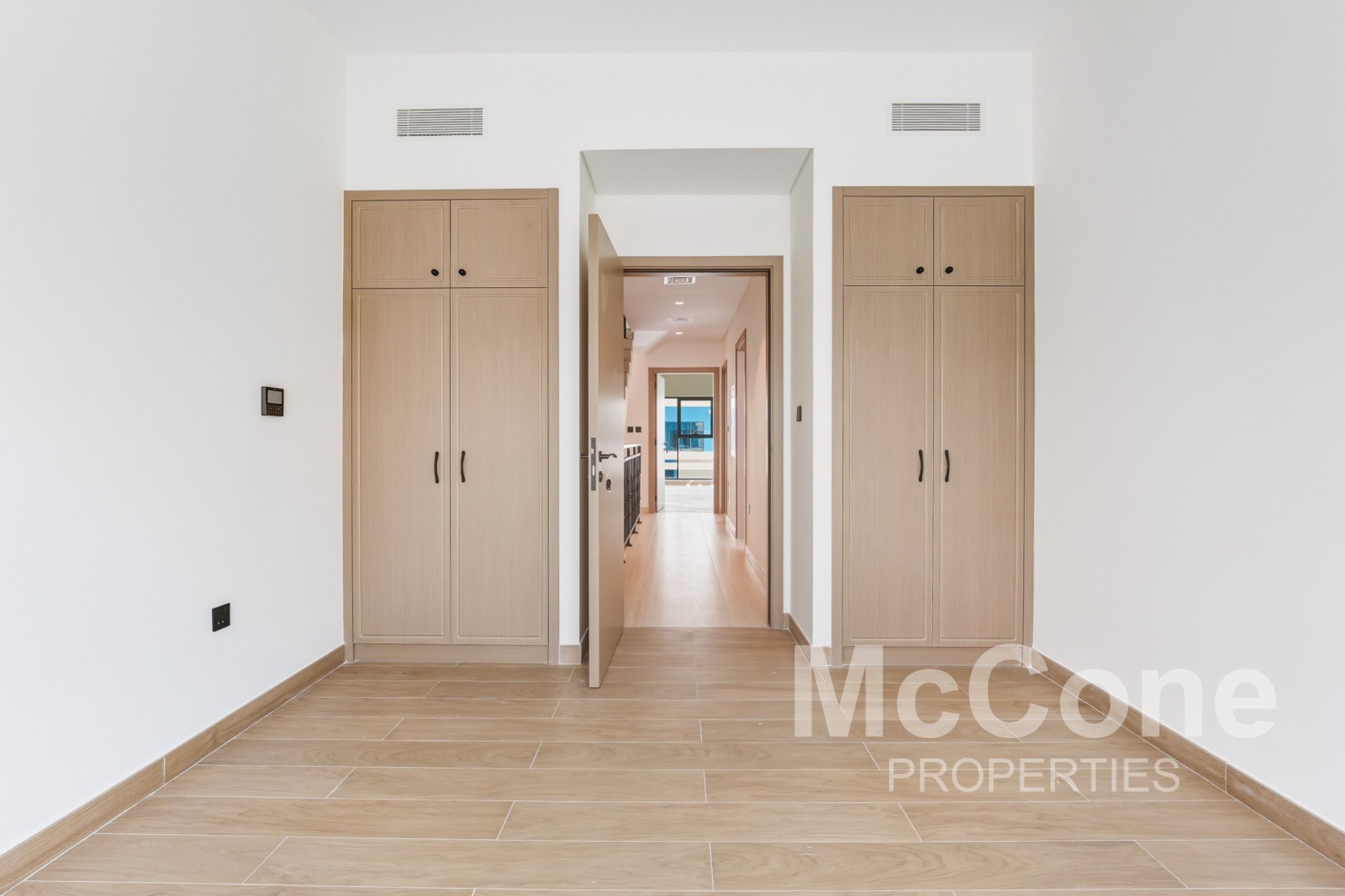 5 Bedroom Townhouse for Sale in Santorini, Damac Lagoons — photo 5 of 11