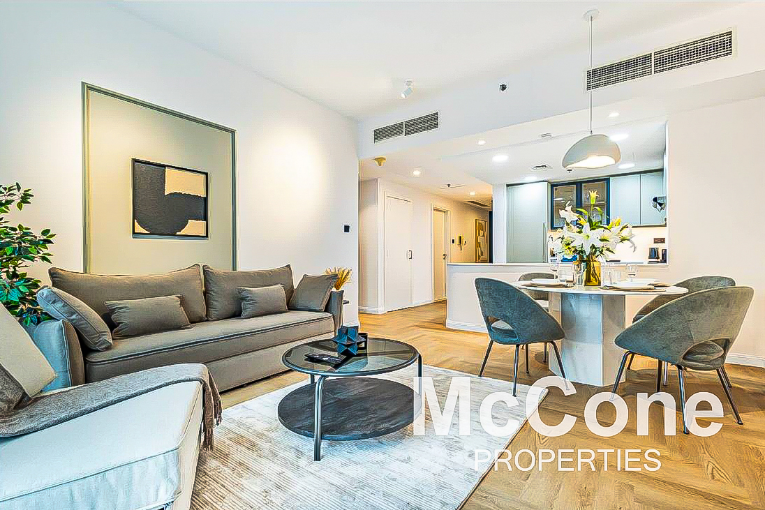 1 Bedroom Apartment for Sale in Standpoint Tower 1, Downtown Dubai — photo 2 of 28