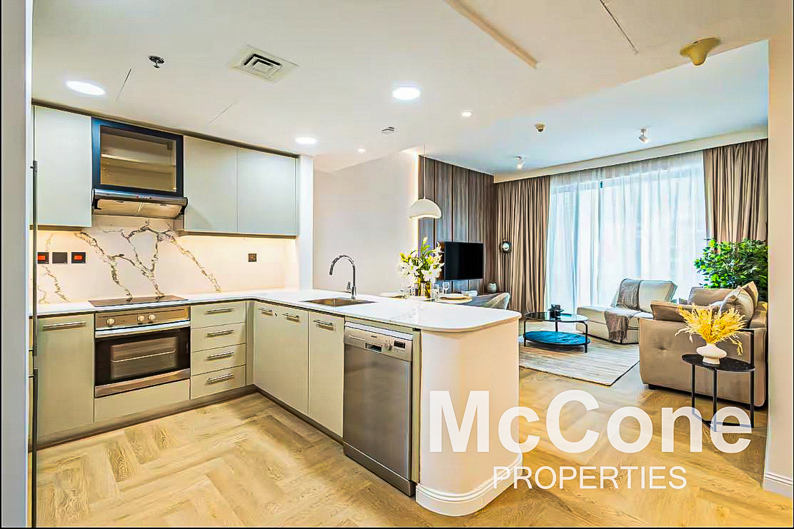 1 Bedroom Apartment for Sale in Standpoint Tower 1, Downtown Dubai — photo 3 of 28