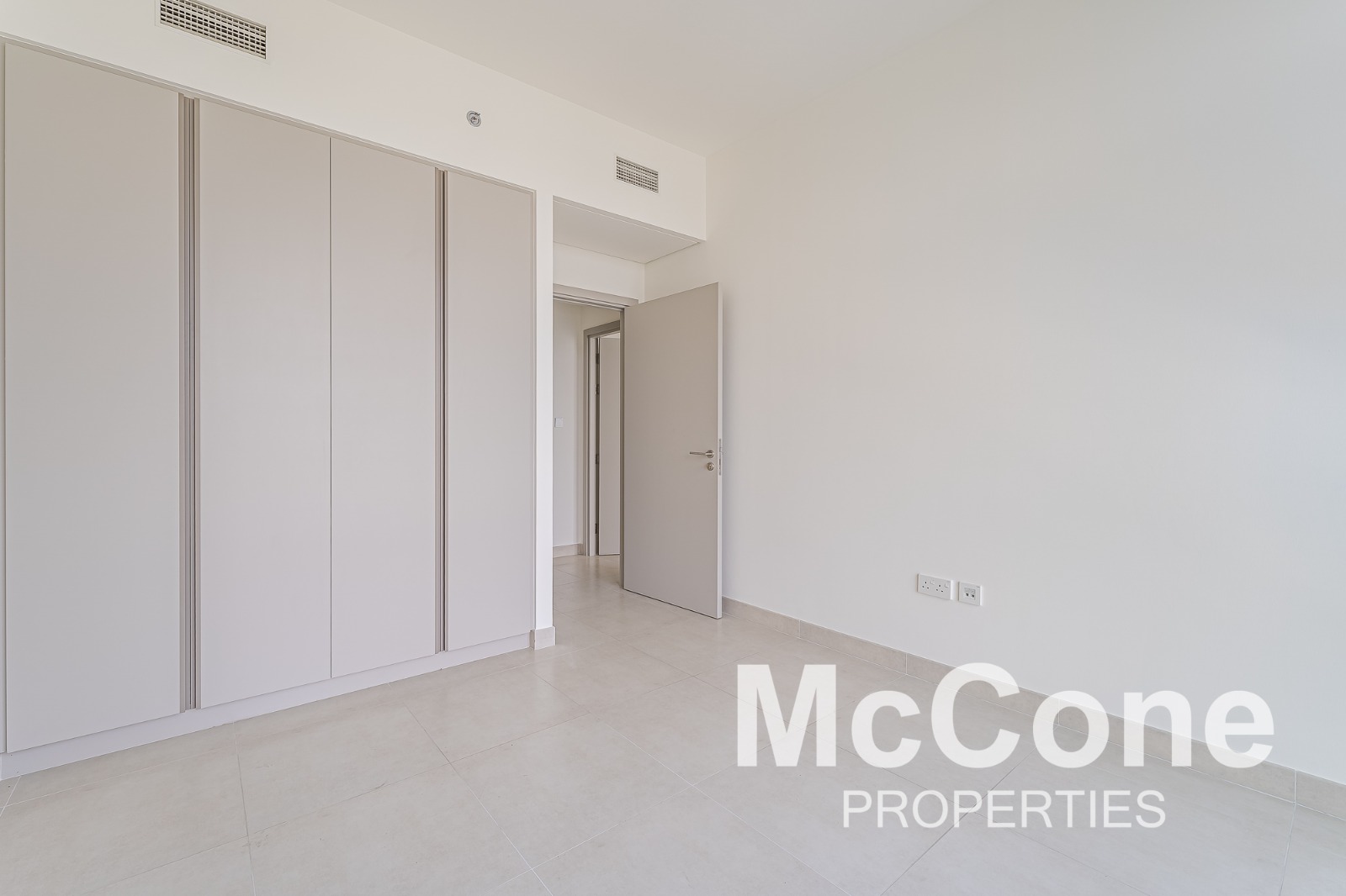 2 Bedroom Apartment for Sale in Creek Palace, Dubai Creek Harbour (The Lagoons) — photo 7 of 16