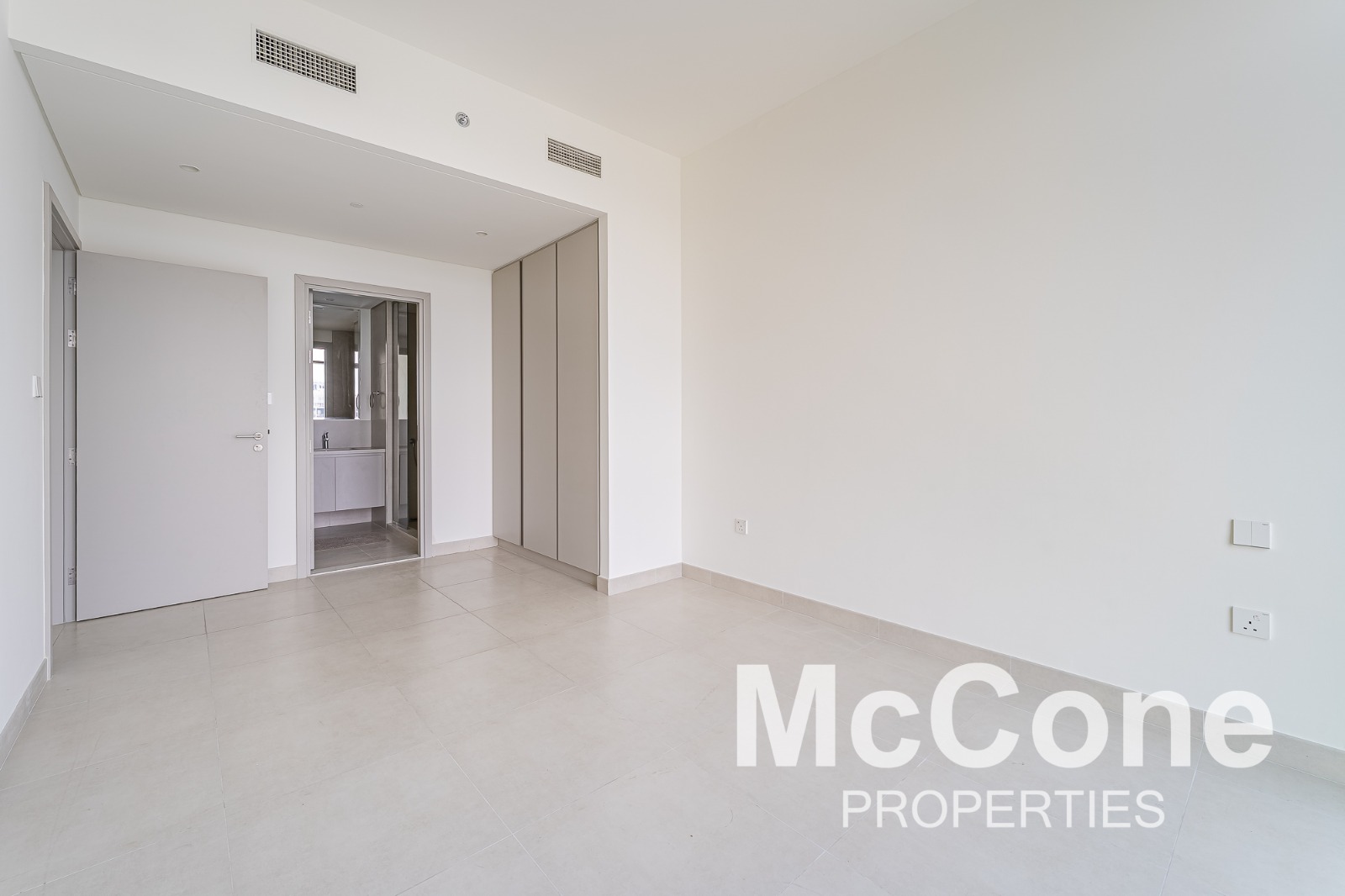 2 Bedroom Apartment for Sale in Creek Palace, Dubai Creek Harbour (The Lagoons) — photo 9 of 16