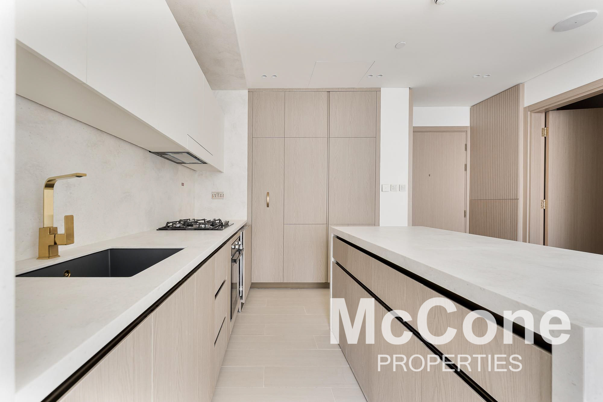 1 Bedroom Apartment for Sale in Binghatti Phoenix, Jumeirah Village Circle — photo 3 of 10