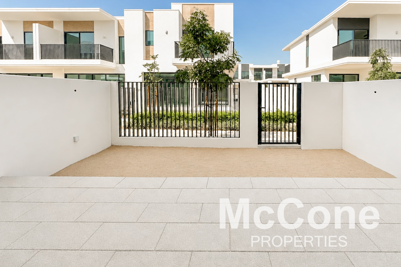 3 Bedroom Townhouse for Sale in Lillia, The Valley