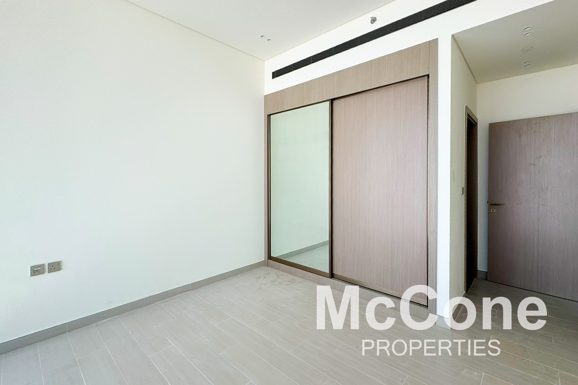 1 Bedroom Apartment for Sale in Binghatti Phantom, Jumeirah Village Circle — photo 9 of 14