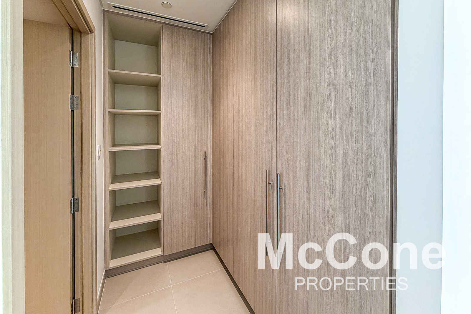 2 Bedroom Apartment for Sale in Golf Grand, Dubai Hills Estate — photograph 20 of 28