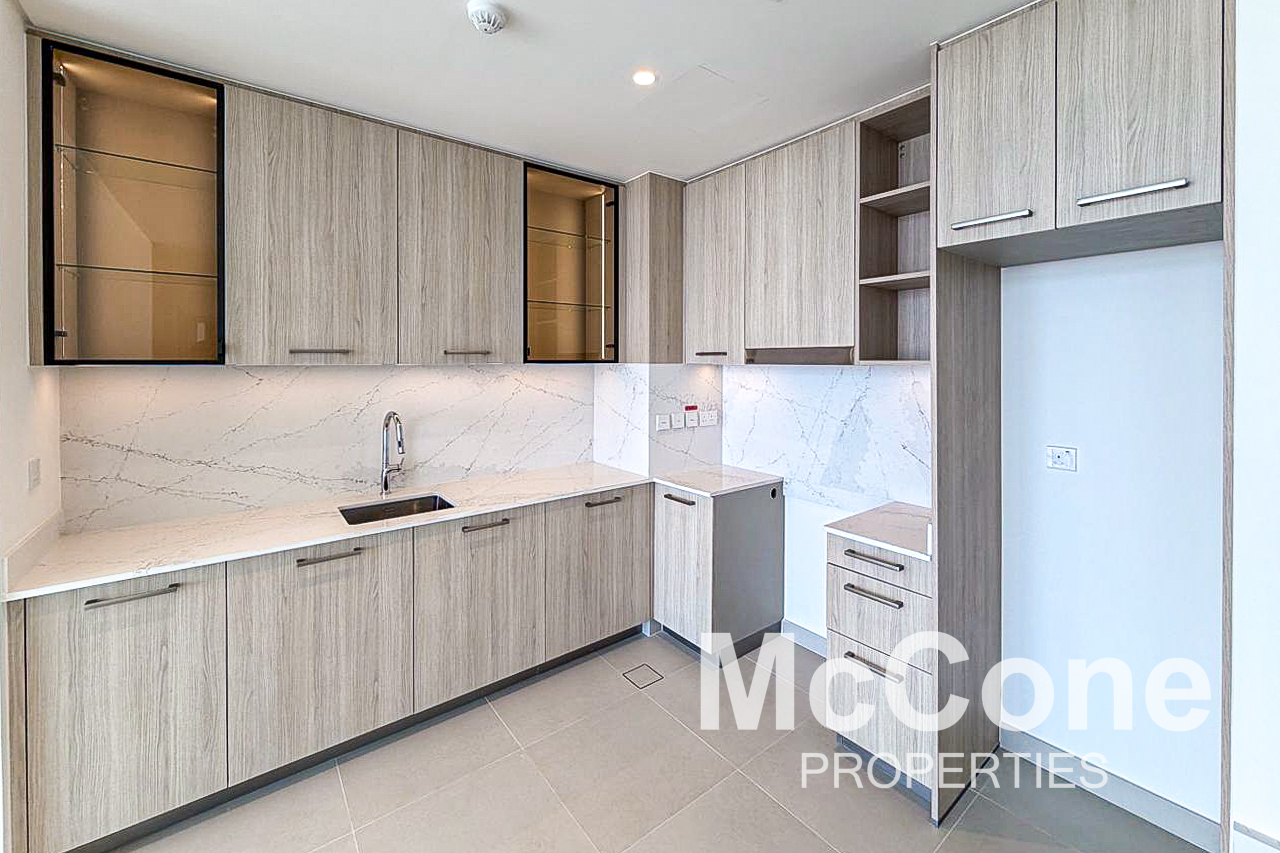 2 Bedroom Apartment for Sale in Golf Grand, Dubai Hills Estate — photograph 10 of 28