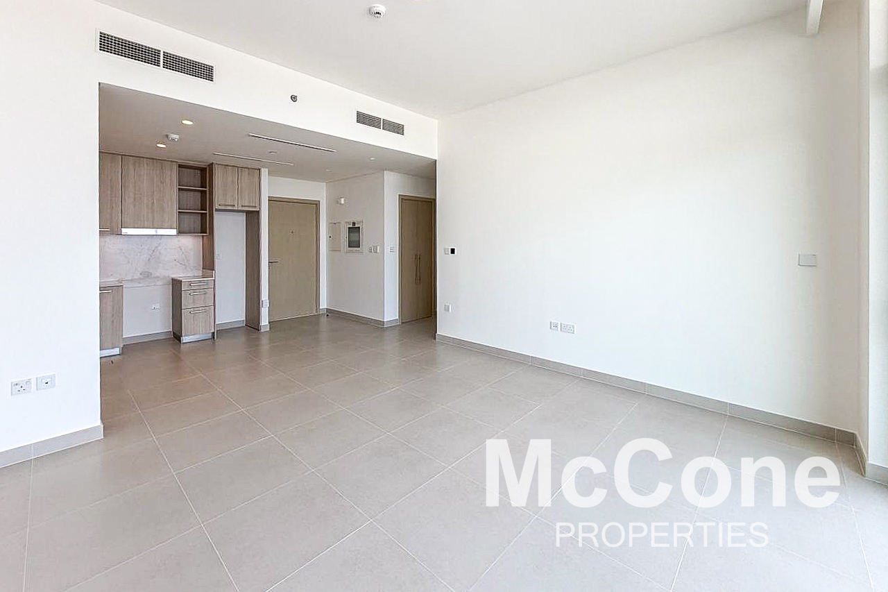 2 Bedroom Apartment for Sale in Golf Grand, Dubai Hills Estate — photo 3 of 28