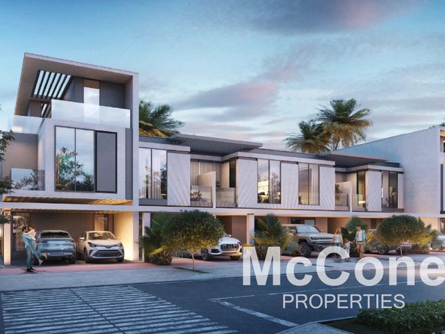 4 Bedroom Townhouse for Sale in FIJI at Damac Islands, DAMAC Islands
