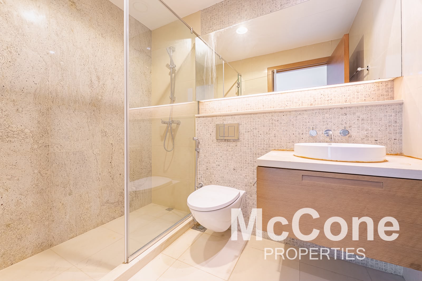 3 Bedroom Apartment for Sale in Claren Tower 1, Downtown Dubai — photograph 13 of 17