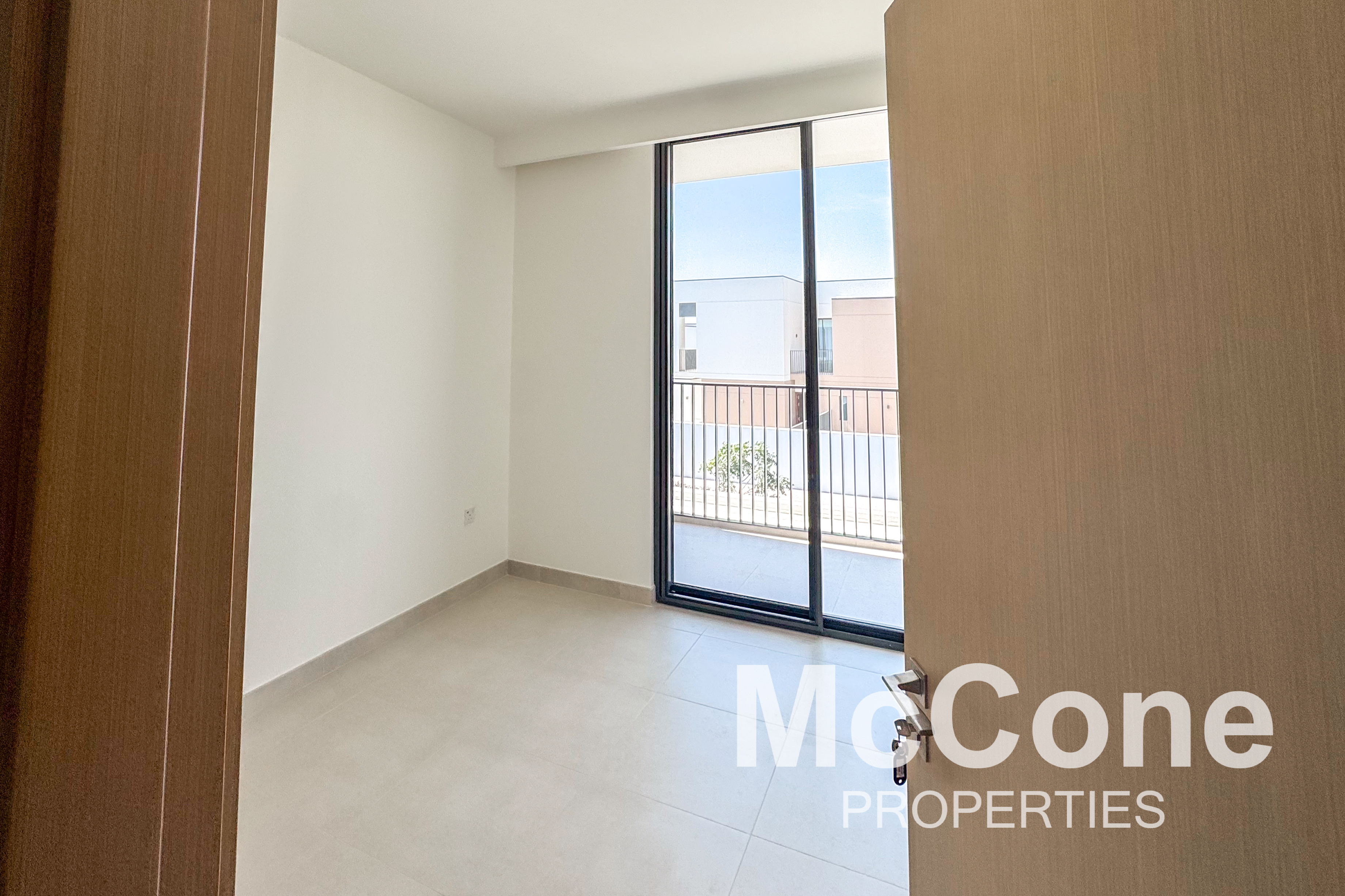 3 Bedroom Townhouse for Sale in Raya, Arabian Ranches 3 — photo 7 of 11
