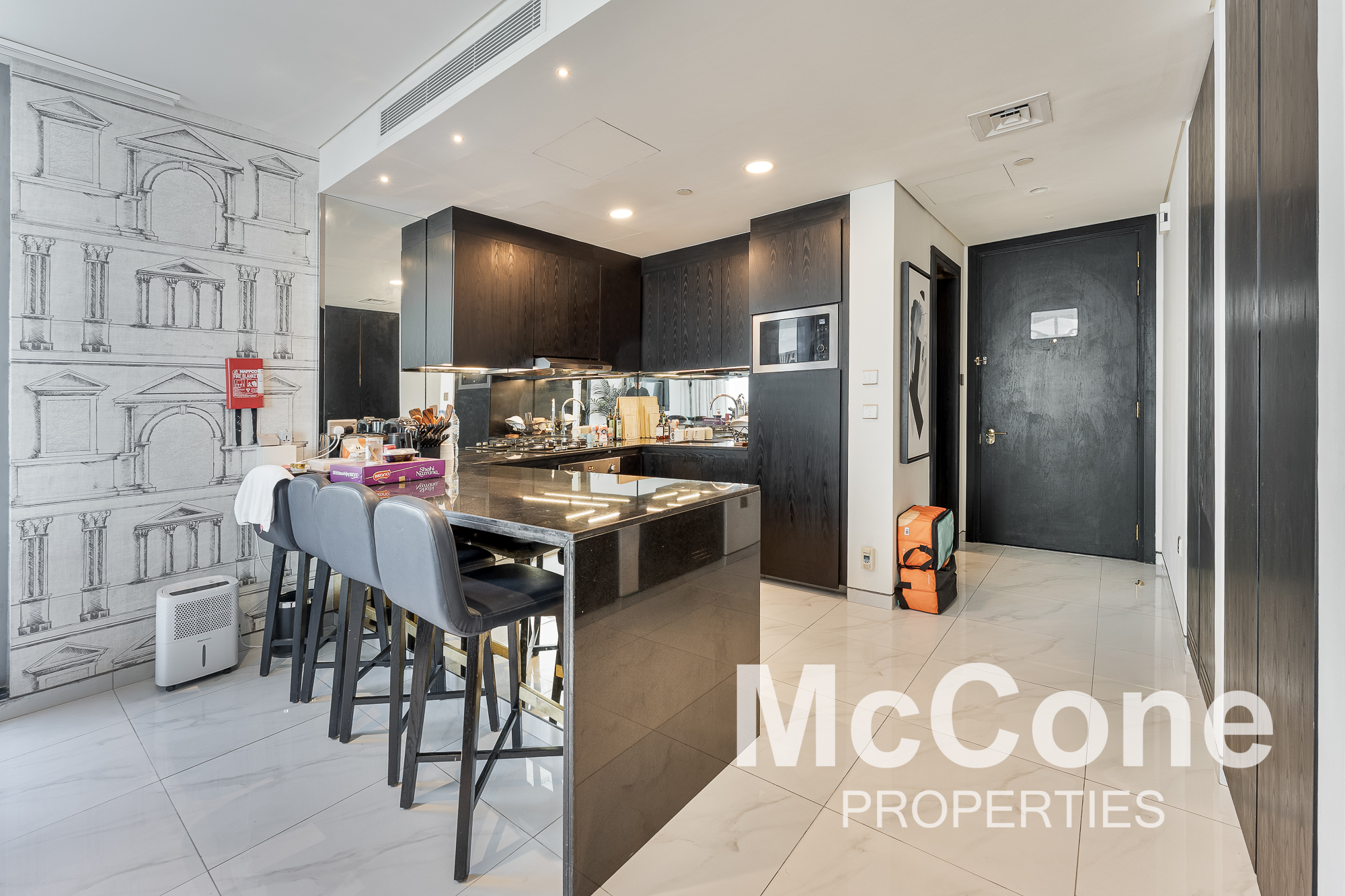 1 Bedroom Apartment for Sale in Millennium Atria Business Bay, Business Bay — photo 4 of 17