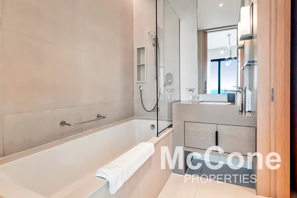 1 Bedroom Apartment for Sale in Jumeirah Gate Tower 1, Jumeirah Beach Residence — photo 7 of 11