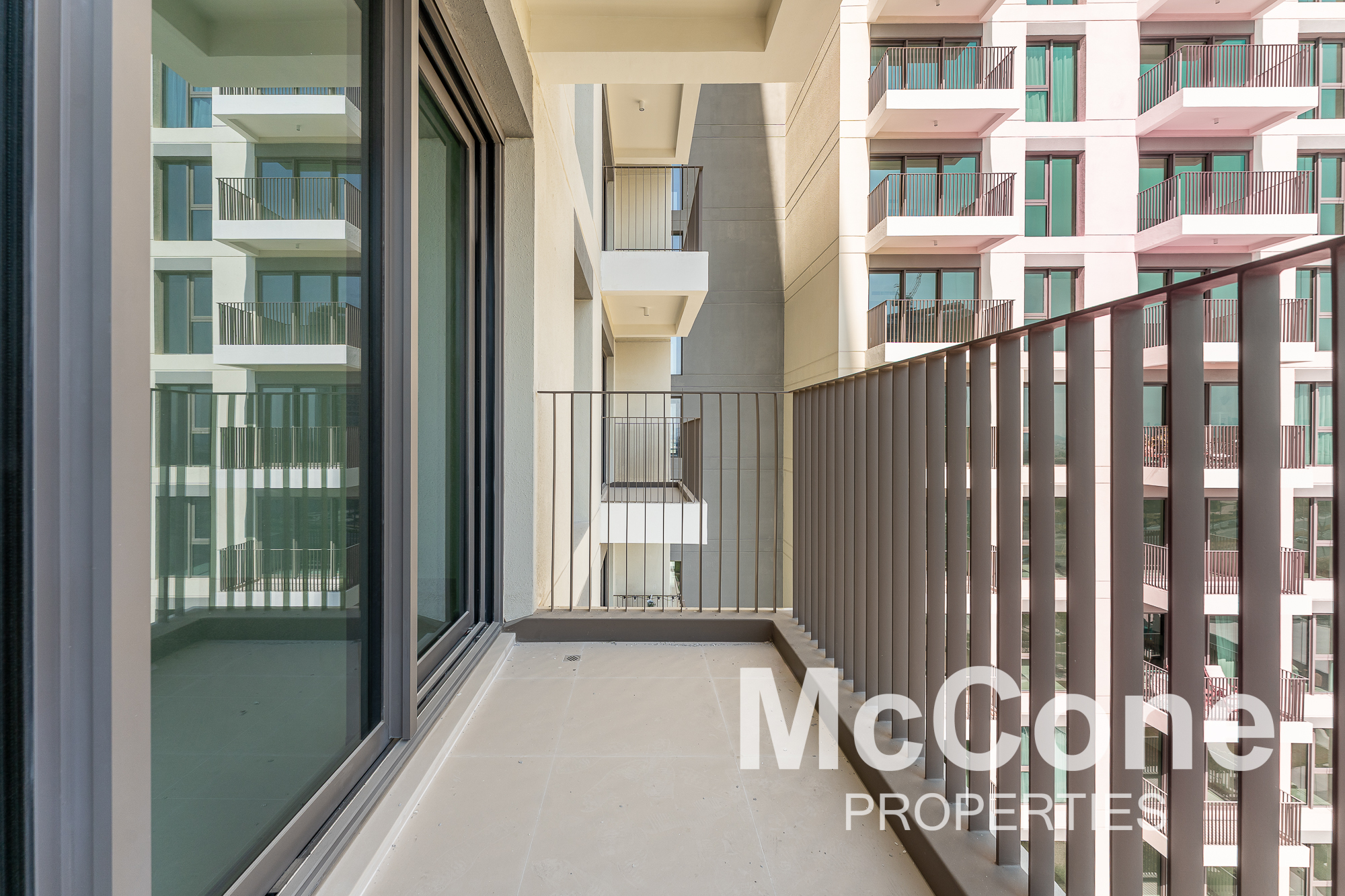 2 Bedroom Apartment for Sale in Hills Park, Dubai Hills Estate — photograph 13 of 15