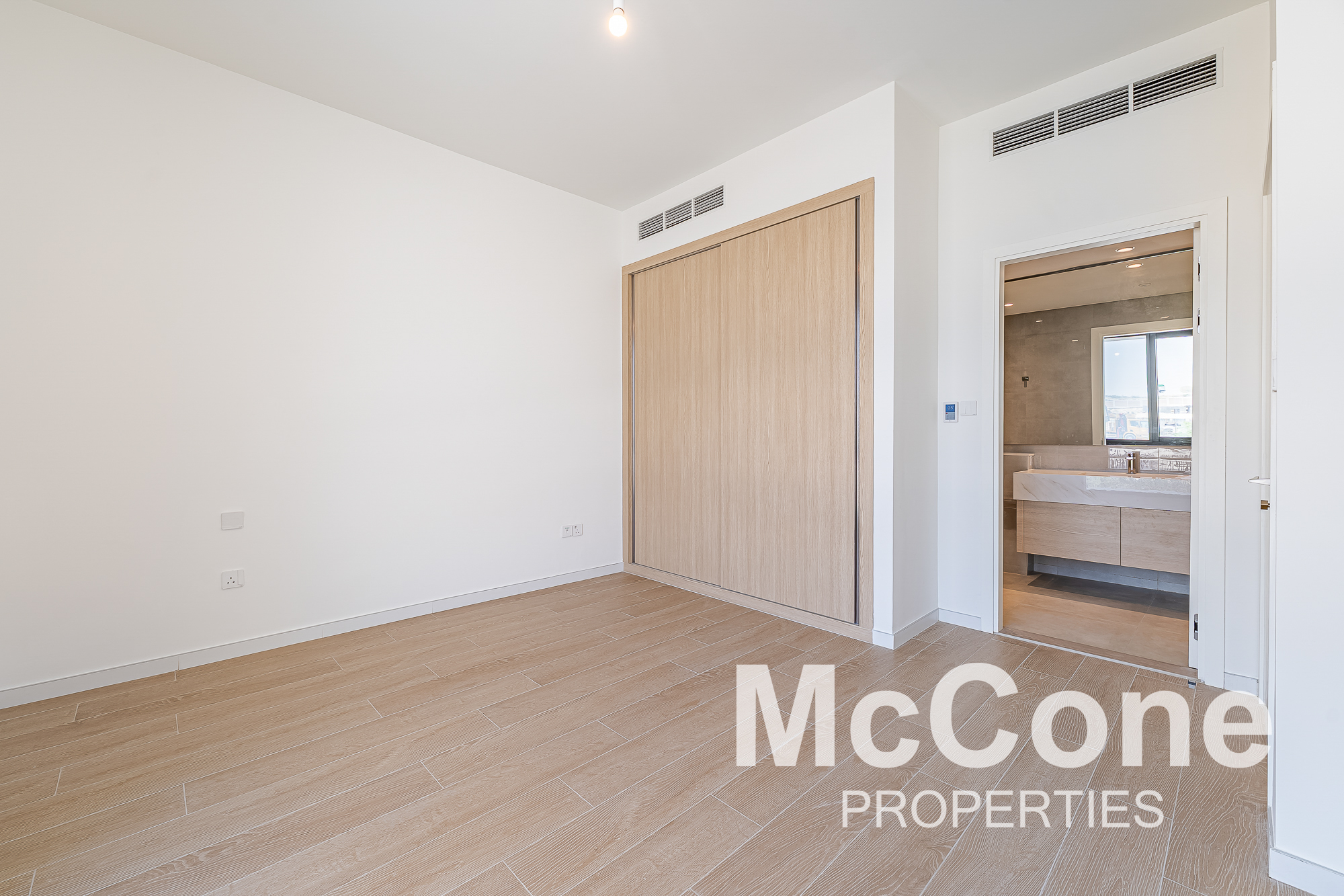 3 Bedroom Townhouse for Sale in Jebel Ali Village Townhouses, Jebel Ali — photo 6 of 21