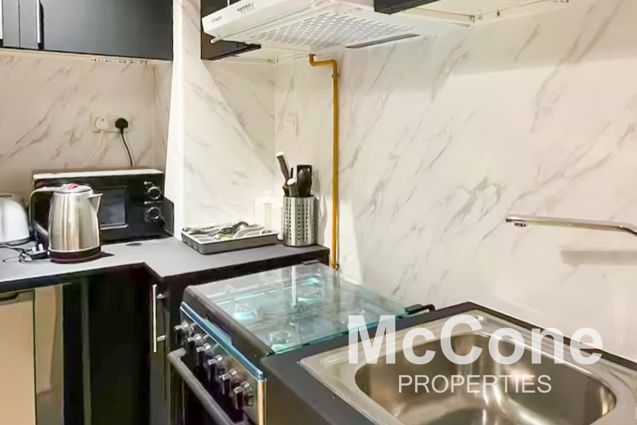Studio Apartment for Sale in The Square Tower, Jumeirah Village Circle — photo 3 of 11