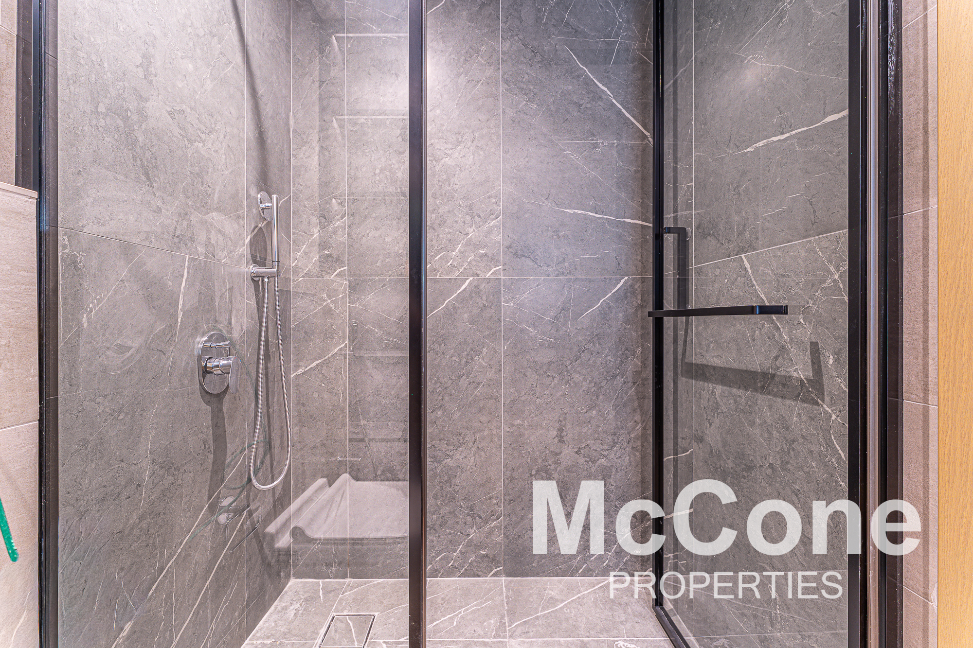 4 Bedroom Apartment for Sale in Orra The Embankment Tower 1, Jumeirah Lake Towers — photograph 10 of 29