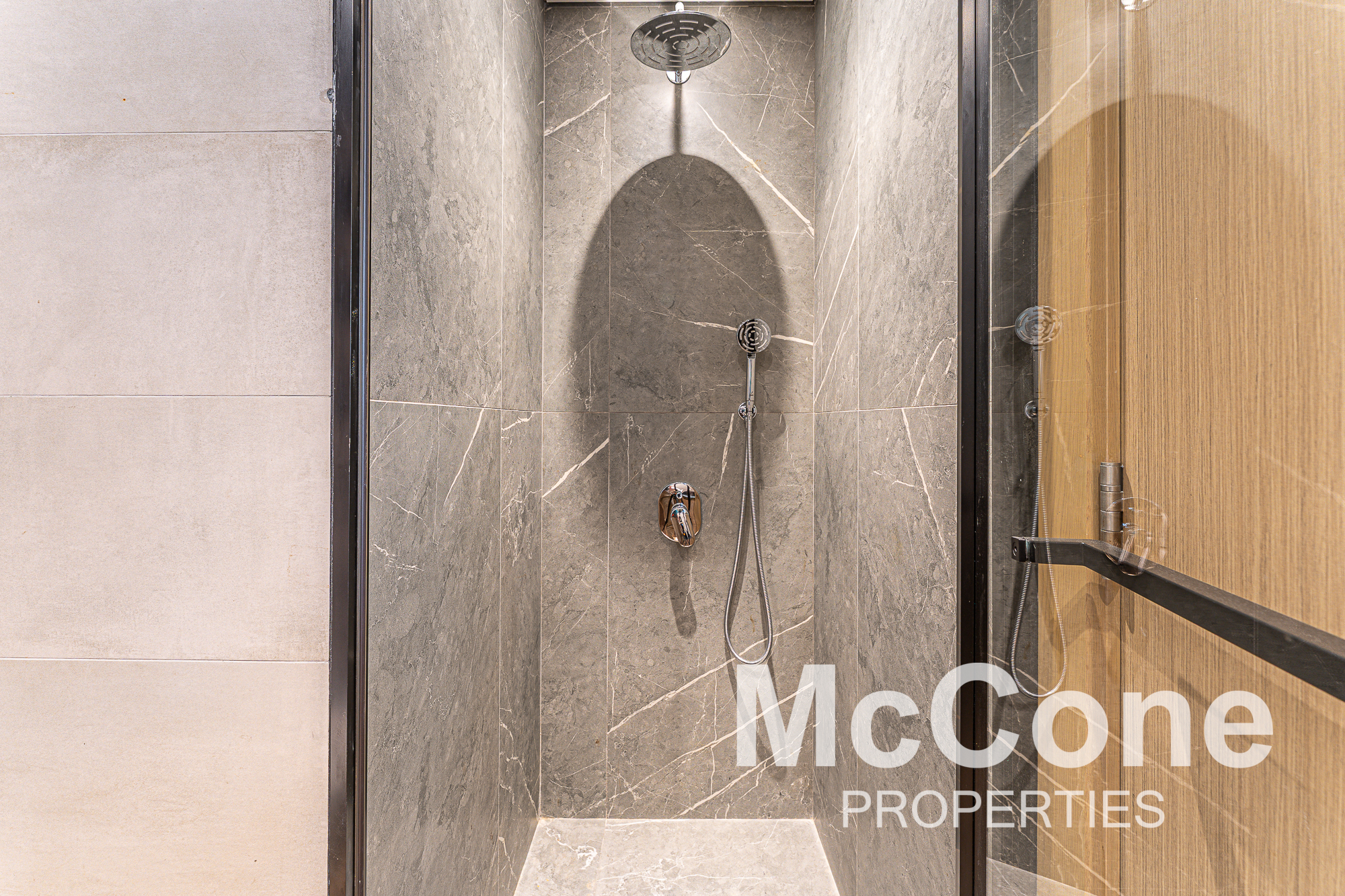 4 Bedroom Apartment for Sale in Orra The Embankment Tower 1, Jumeirah Lake Towers — photograph 15 of 22