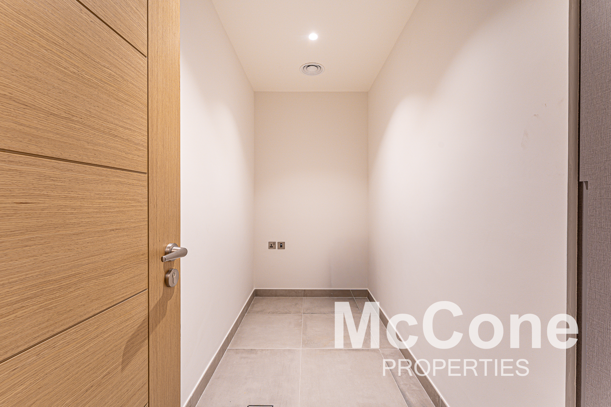 4 Bedroom Apartment for Sale in Orra The Embankment Tower 1, Jumeirah Lake Towers — photograph 13 of 22
