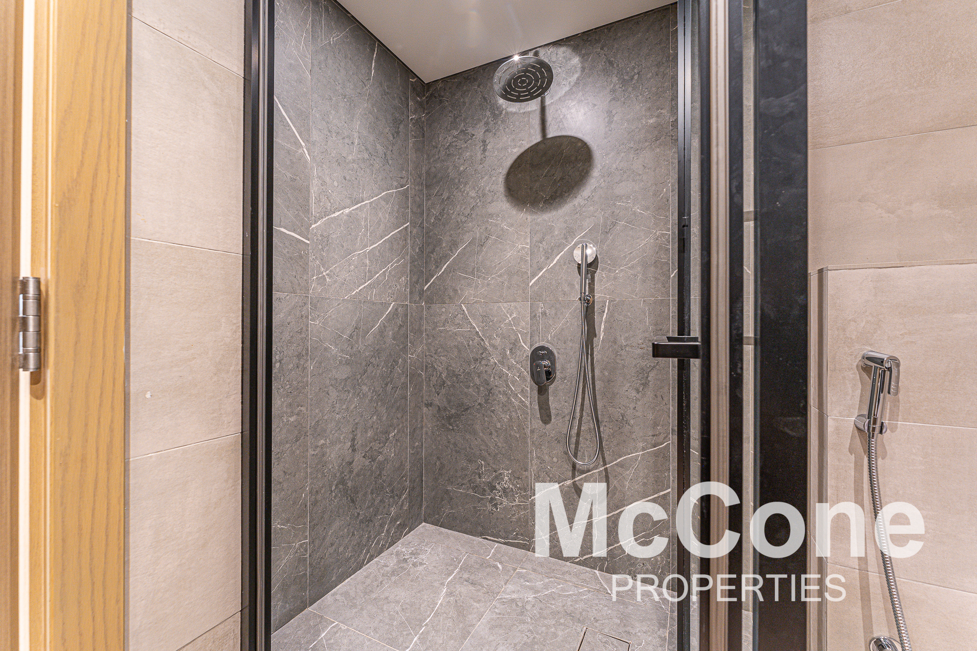 4 Bedroom Apartment for Sale in Orra The Embankment Tower 1, Jumeirah Lake Towers — photograph 16 of 22
