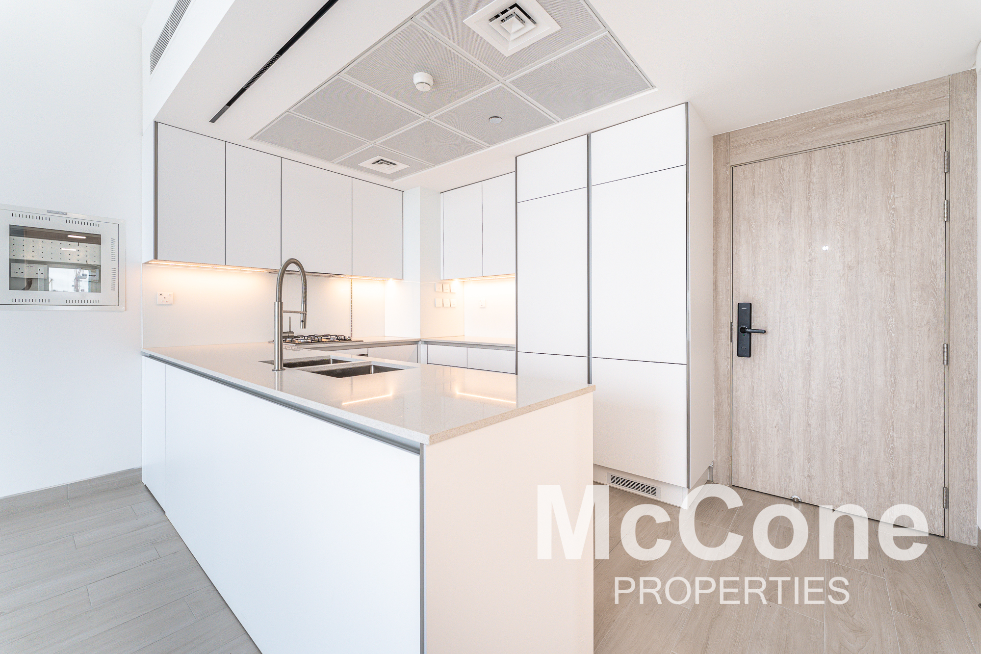 1 Bedroom Apartment for Sale in Luma Park Views, Jumeirah Village Circle — photo 5 of 10