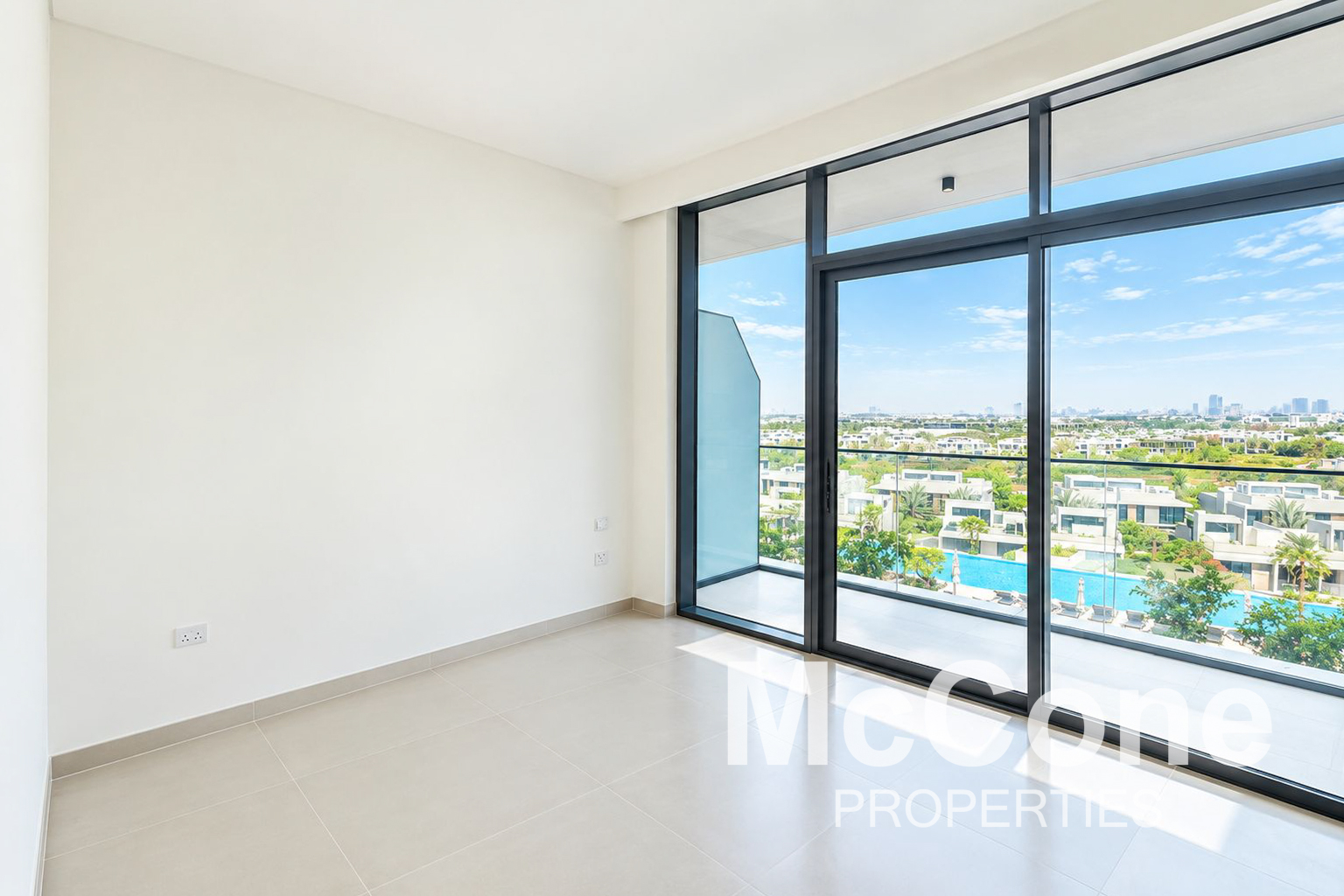 2 Bedroom Apartment for Sale in Golf Grand, Dubai Hills Estate — photo 2 of 10