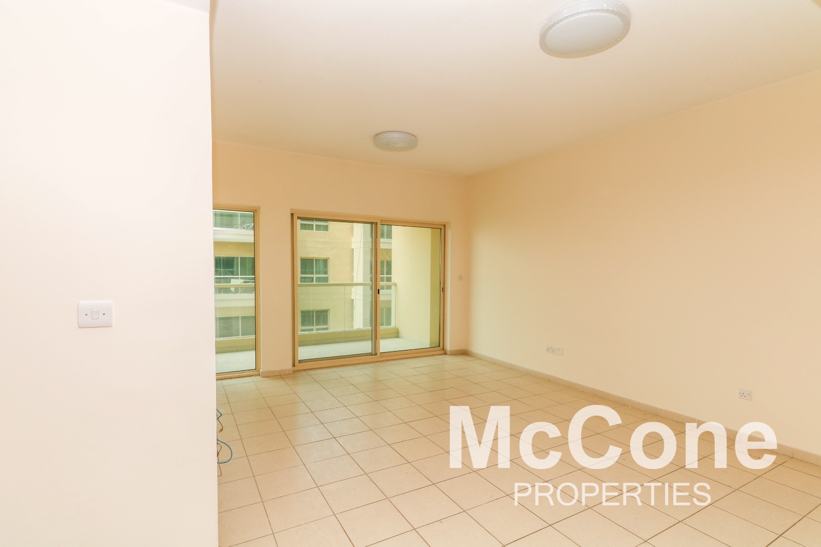 2 Bedroom Apartment for Sale in Al Dhafra 3, Greens — photo 2 of 16