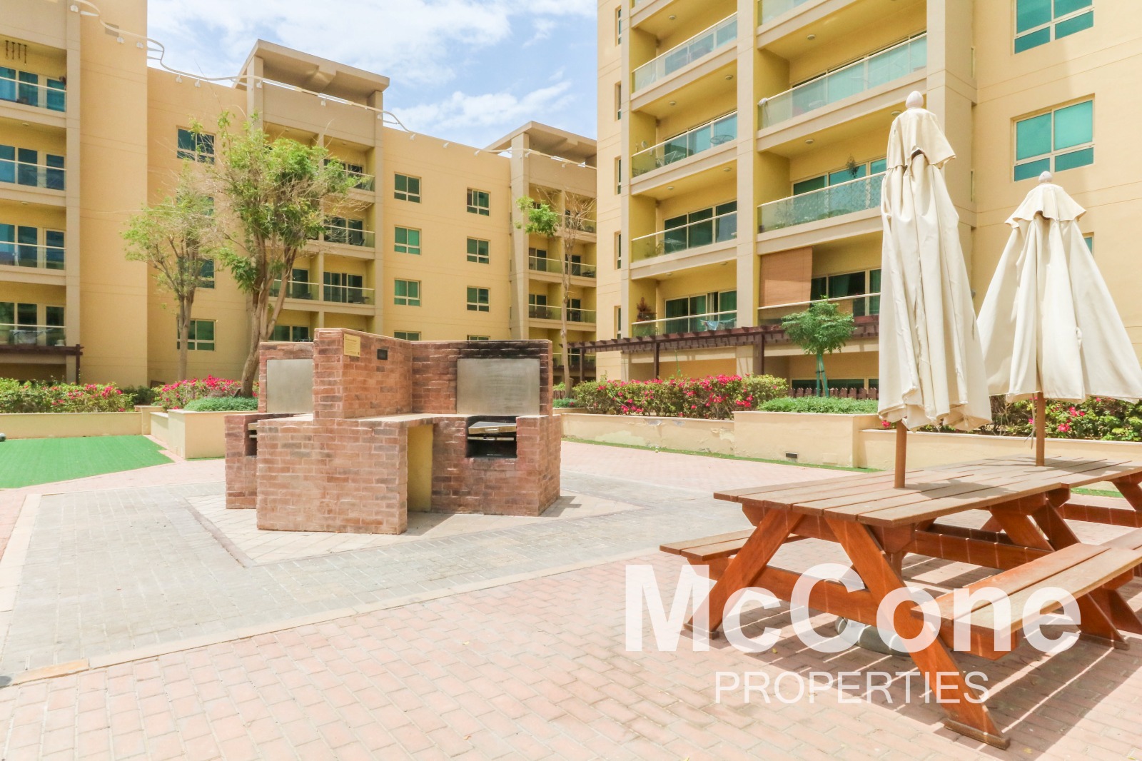 2 Bedroom Apartment for Sale in Al Dhafra 3, Greens — photograph 15 of 16