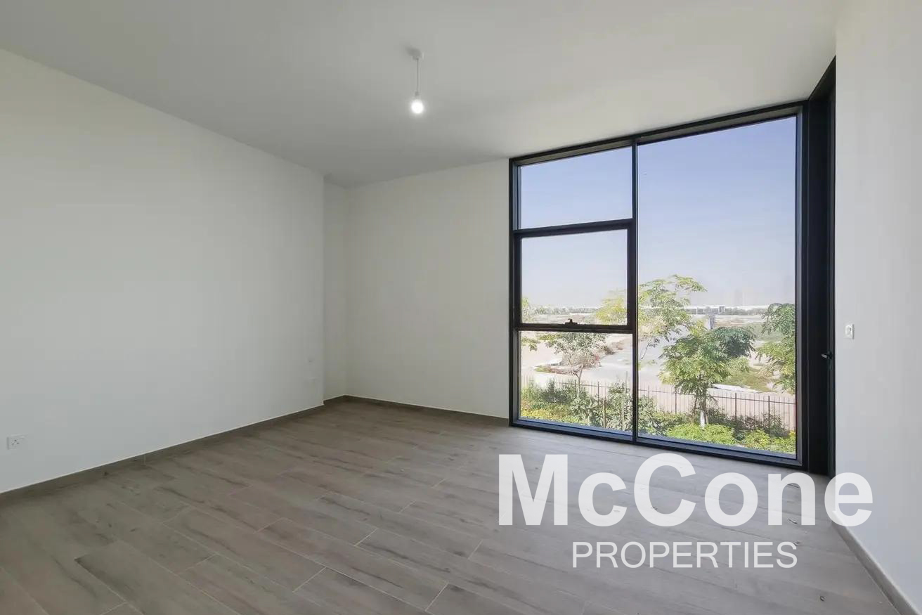 4 Bedroom Townhouse for Sale in District One Phase III, Mohammed Bin Rashid City — photo 8 of 17
