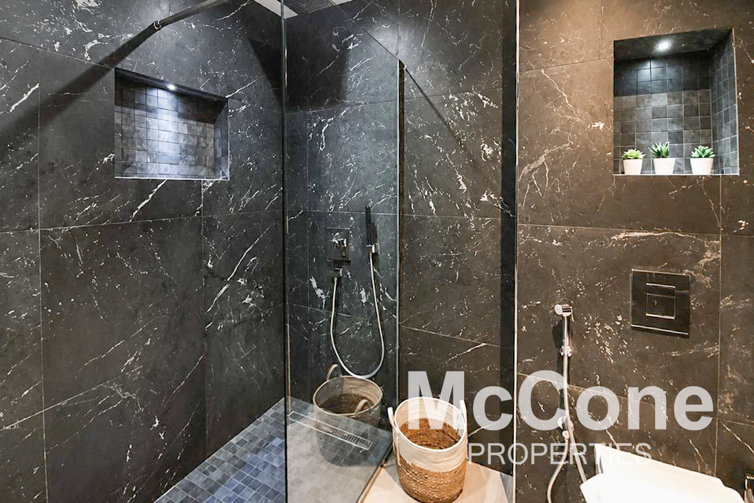Studio Apartment for Sale in Murjan 2, Jumeirah Beach Residence — photo 7 of 10