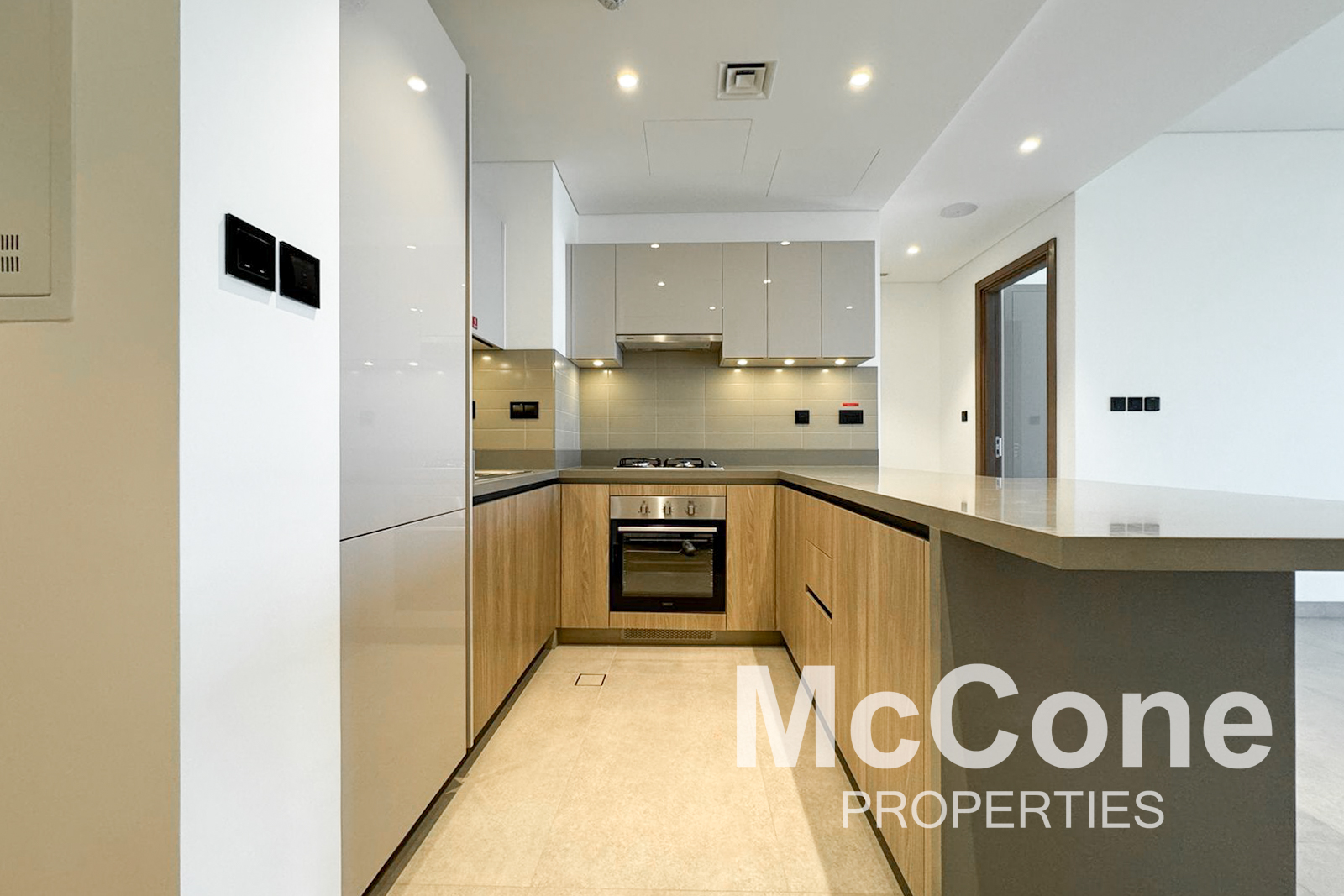 1 Bedroom Apartment for Sale in Waves Grande, Mohammed Bin Rashid City — photo 5 of 17