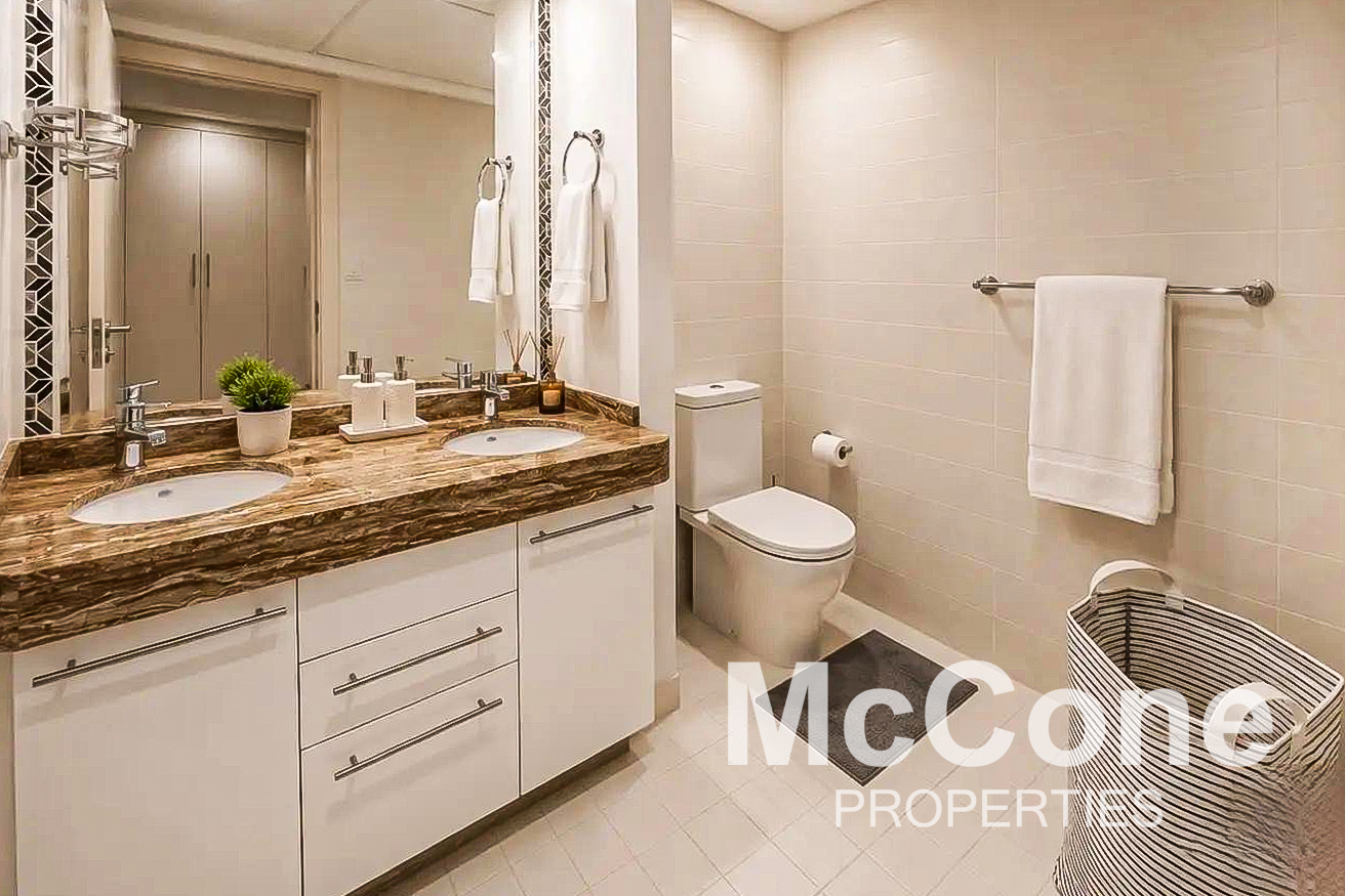 1 Bedroom Apartment for Sale in Burj Views B, Downtown Dubai — photo 7 of 12