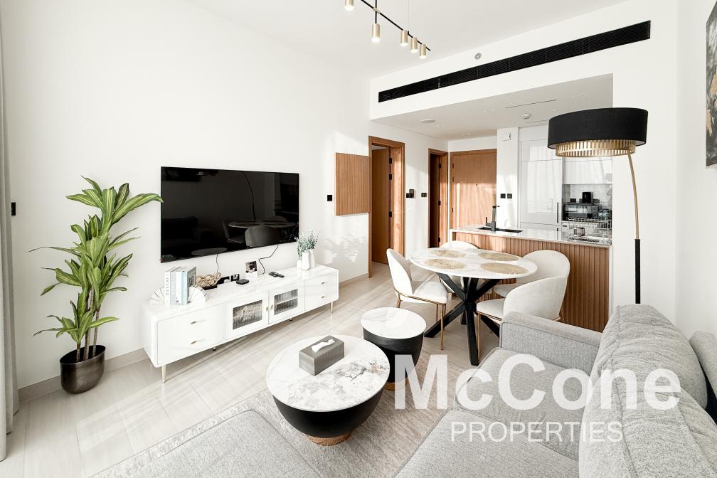 1 Bedroom Apartment for Sale in Binghatti Venus, Jumeirah Village Circle — photo 2 of 22
