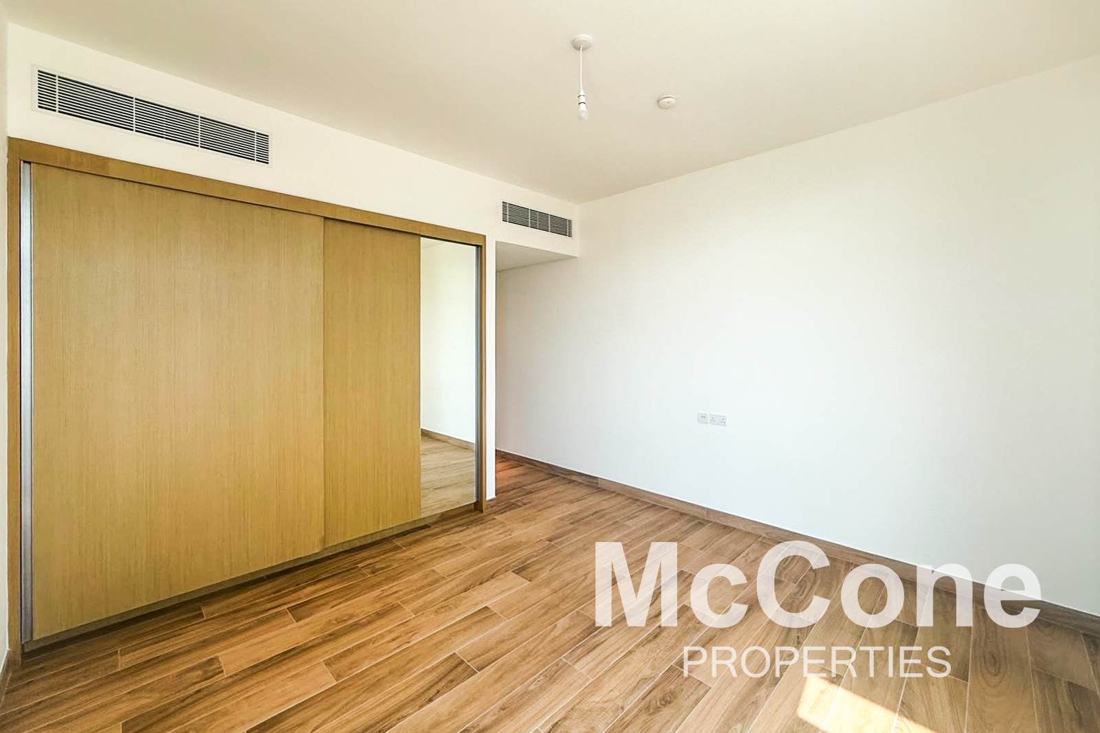 4 Bedroom Villa for Sale in Tilal Al Furjan, Al Furjan — photograph 13 of 30
