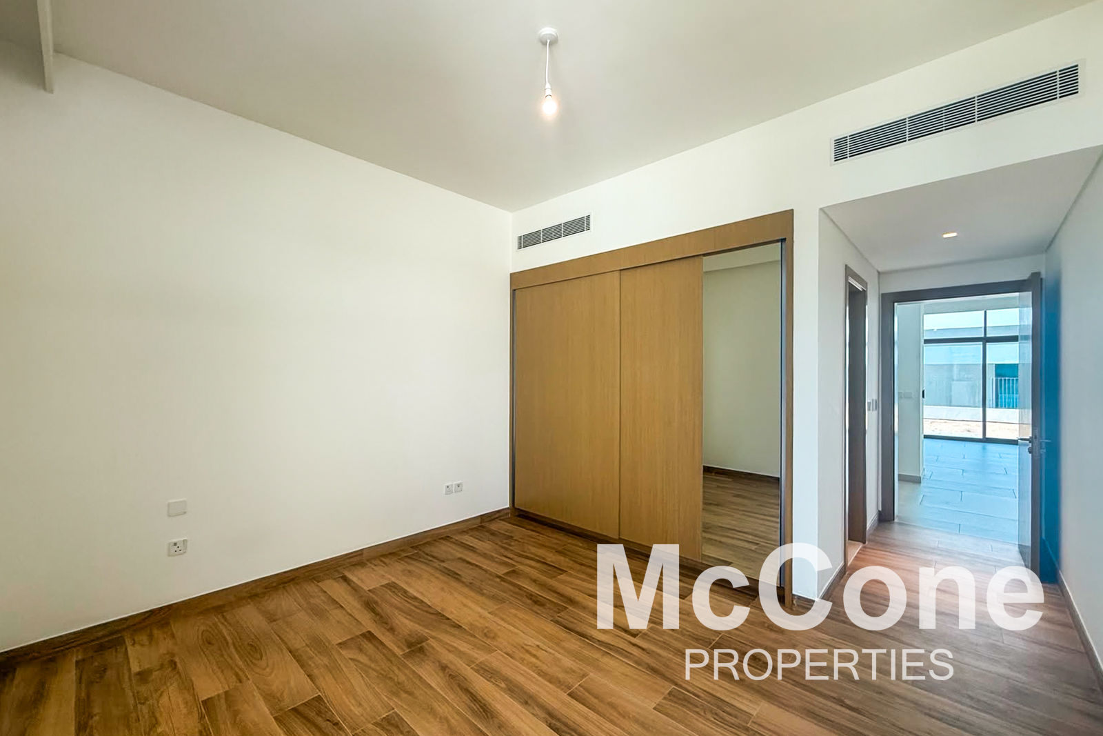 4 Bedroom Villa for Sale in Tilal Al Furjan, Al Furjan — photograph 20 of 30
