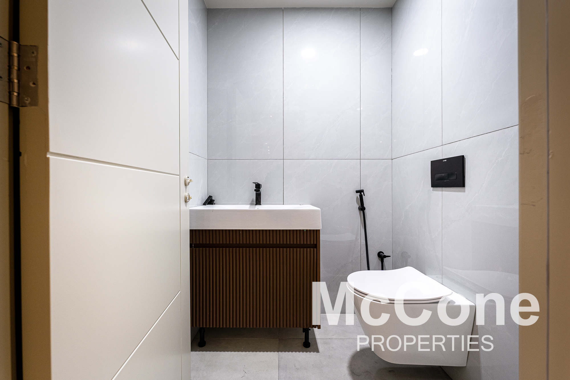 Office for Sale in HDS Business Centre, Jumeirah Lake Towers — photograph 11 of 12