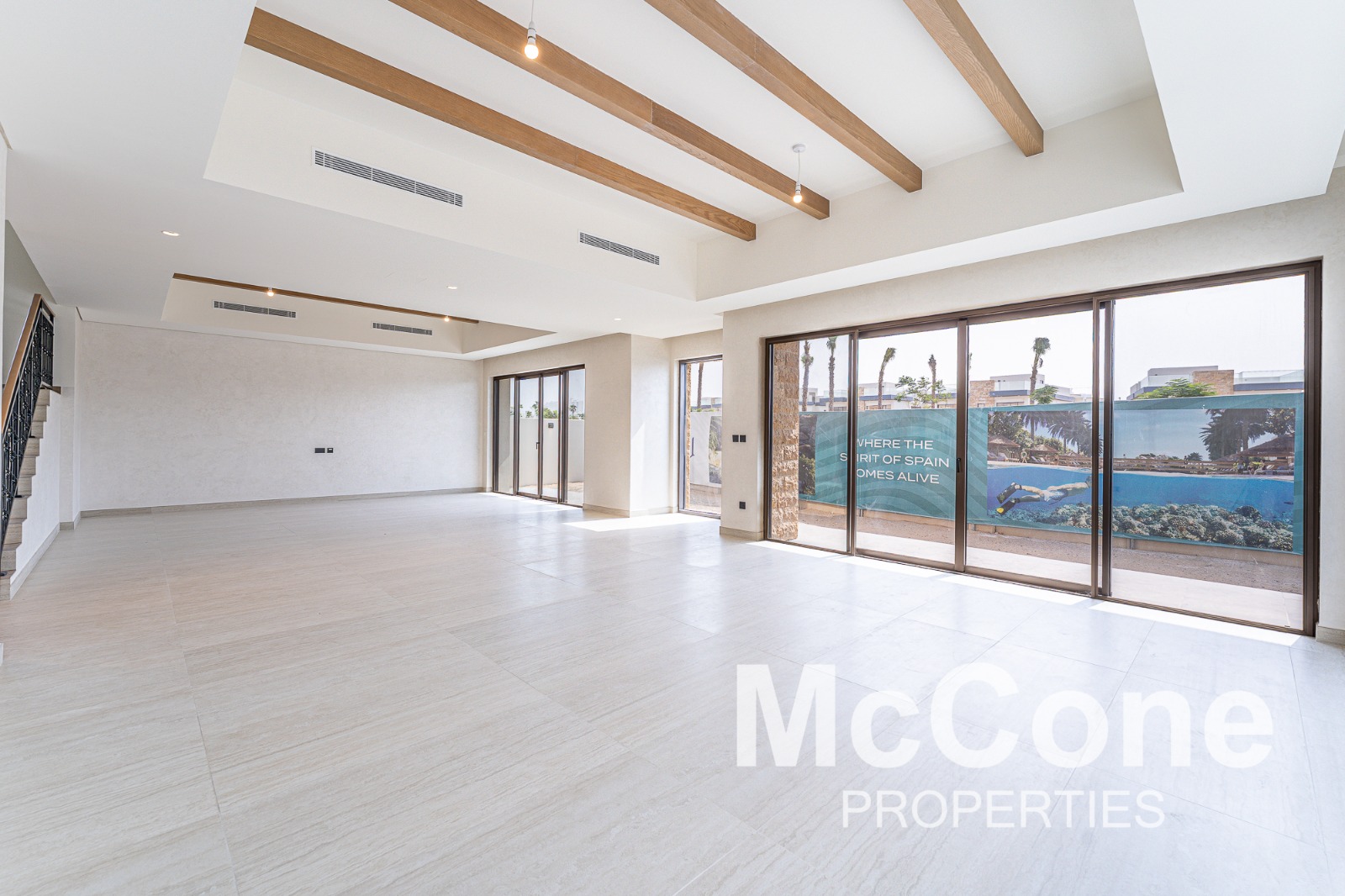 6 Bedroom Villa for Sale in Costa Brava 1, Damac Lagoons — photo 2 of 30