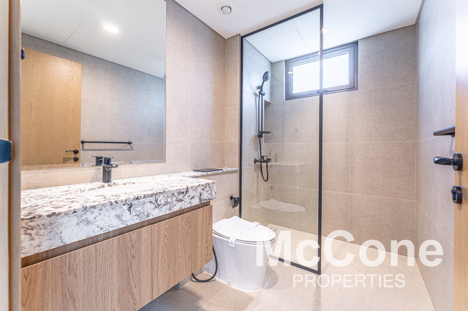 6 Bedroom Villa for Sale in Costa Brava 1, Damac Lagoons — photograph 21 of 30