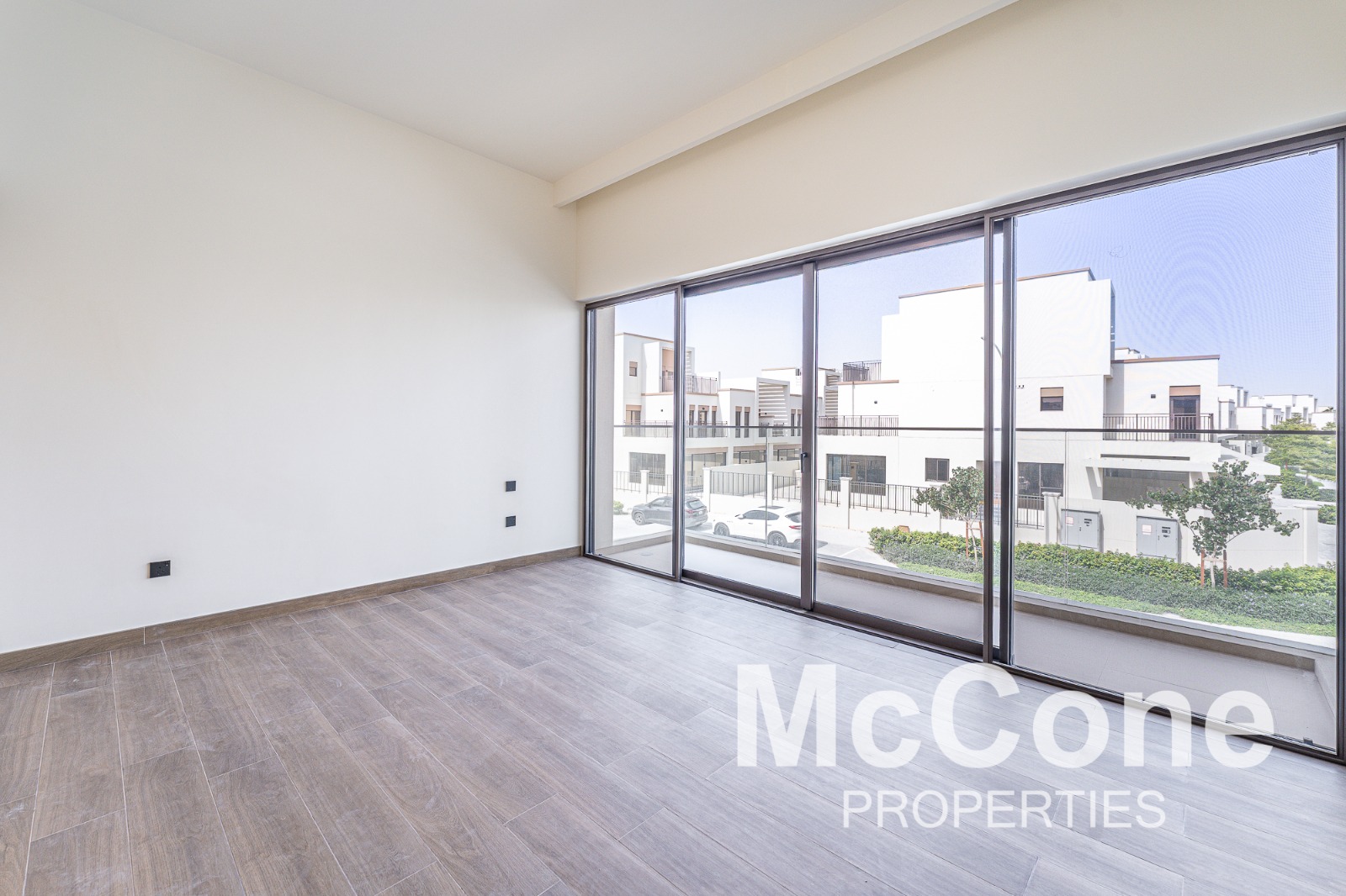 6 Bedroom Villa for Sale in Costa Brava 1, Damac Lagoons — photograph 11 of 30