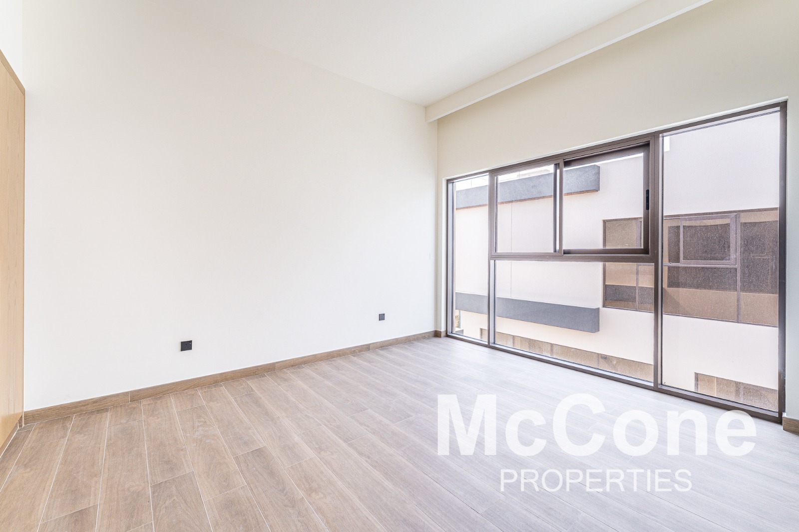 6 Bedroom Villa for Sale in Costa Brava 1, Damac Lagoons — photograph 13 of 30