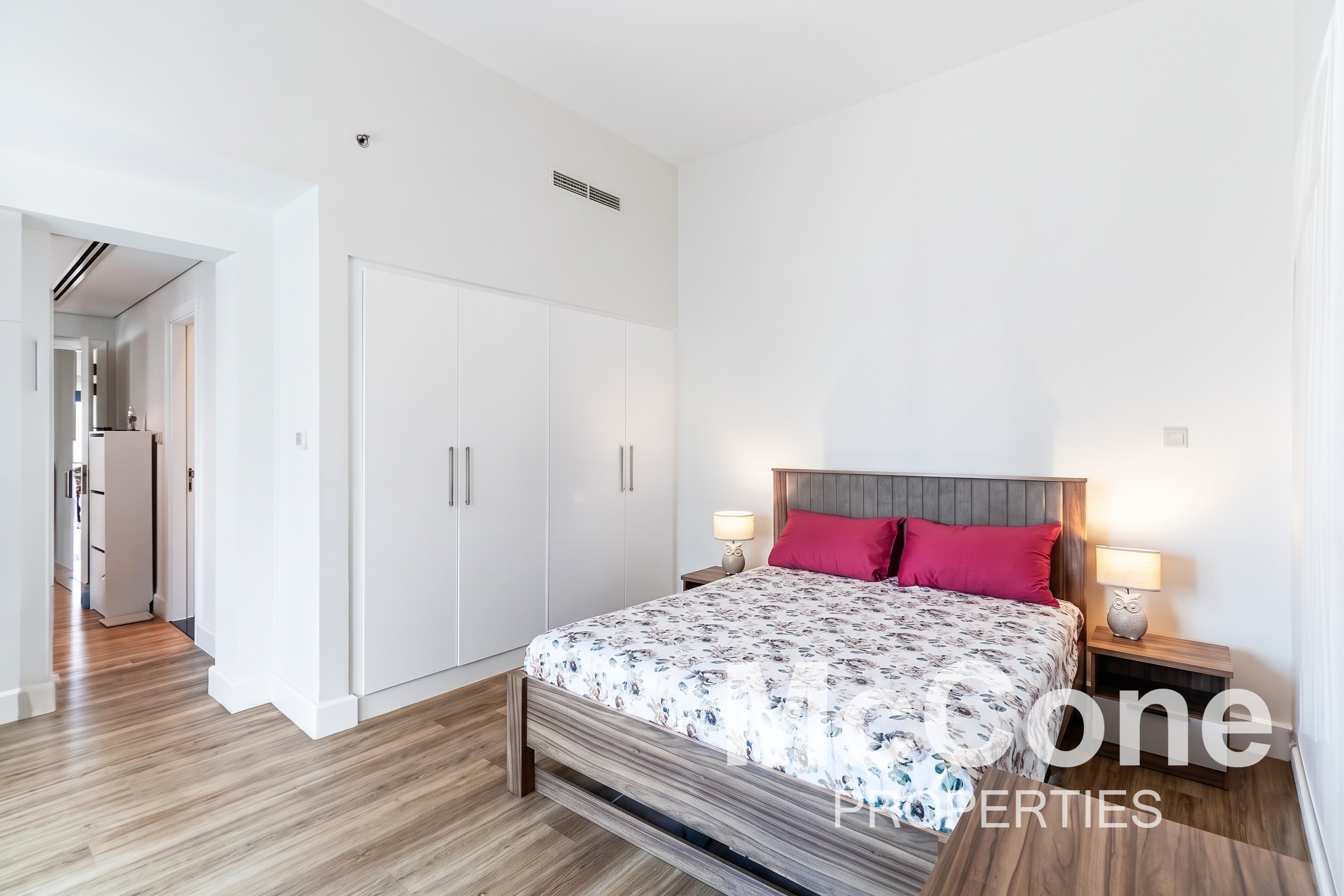 1 Bedroom Apartment for Sale in The Lofts Central, Downtown Dubai — photo 8 of 14