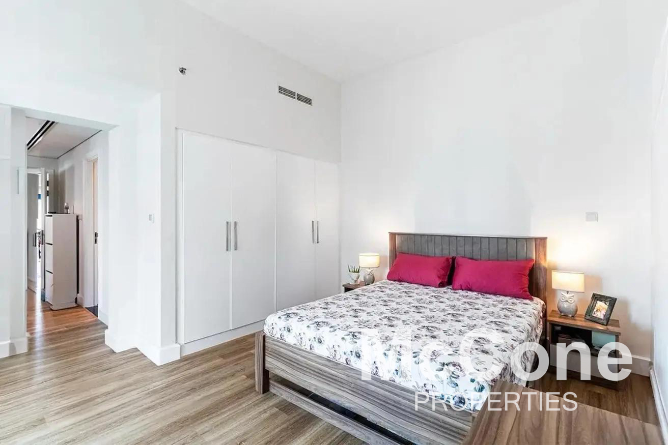 1 Bedroom Apartment for Sale in The Lofts Central, Downtown Dubai — photo 9 of 15