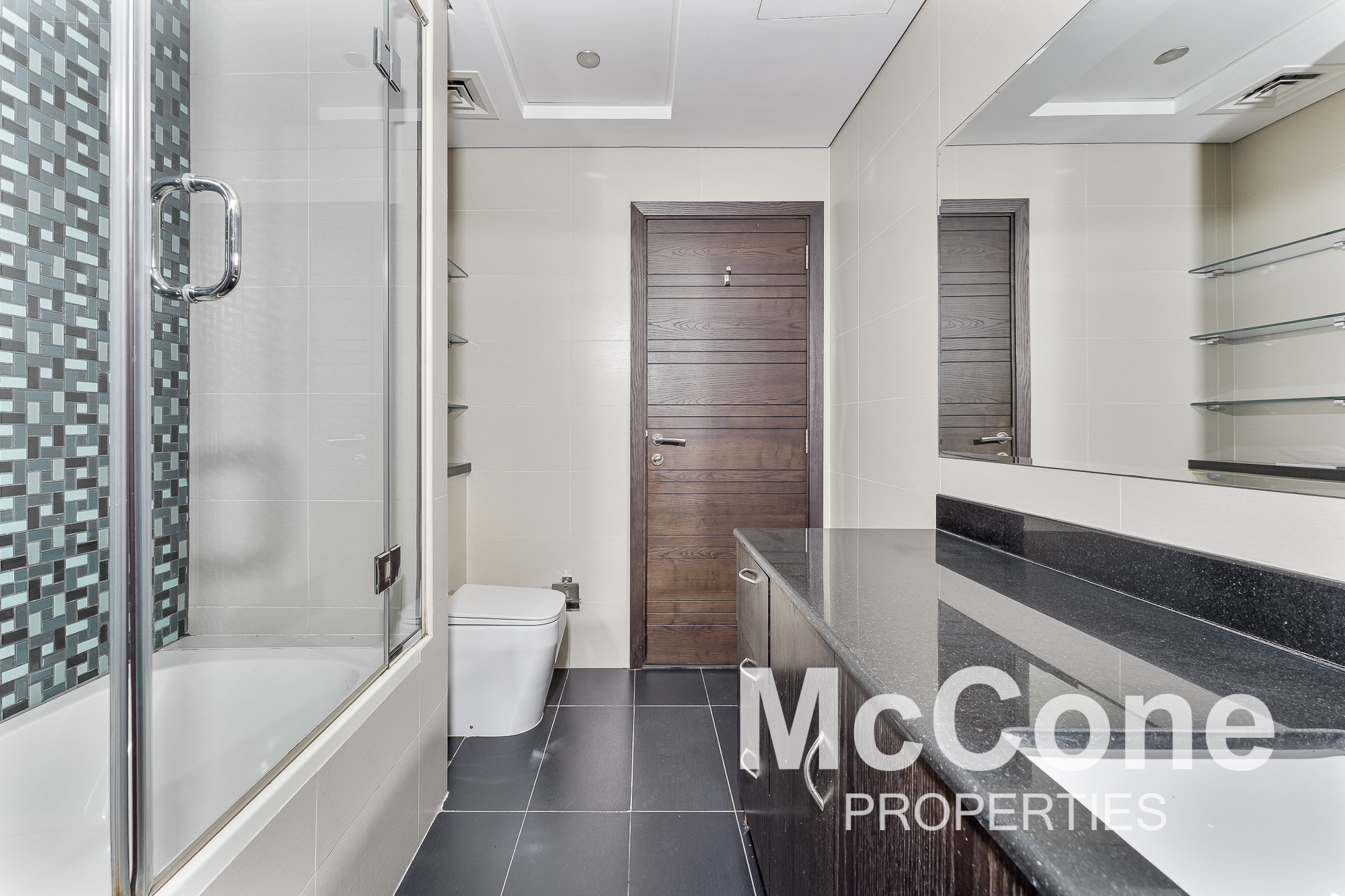 2 Bedroom Apartment for Sale in Cayan Tower, Dubai Marina — photograph 10 of 11