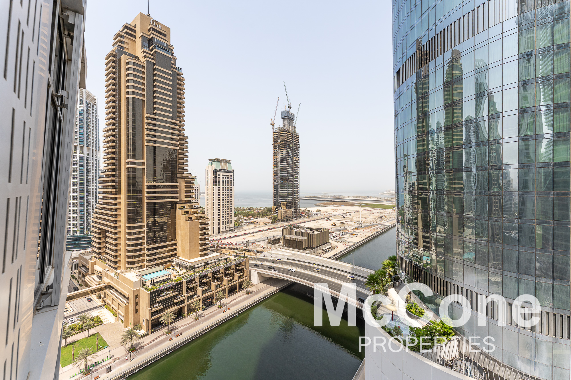2 Bedroom Apartment for Sale in Cayan Tower, Dubai Marina — photo 2 of 11
