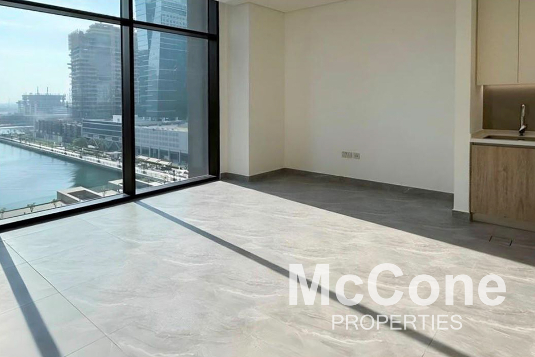 1 Bedroom Apartment for Sale in Peninsula One, Business Bay — photo 7 of 12