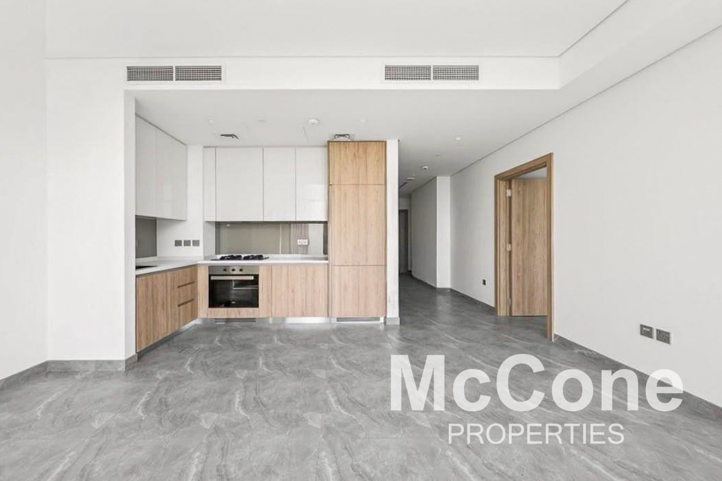 1 Bedroom Apartment for Sale in Peninsula One, Business Bay — photo 3 of 12